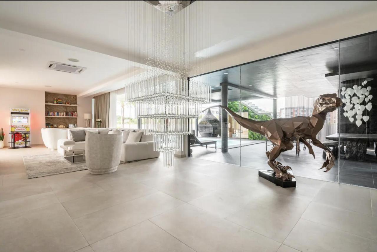 Palm Villa - Award Winning Modern Luxury & Exclusive Villa Resort Chiang Mai Exteriör bild