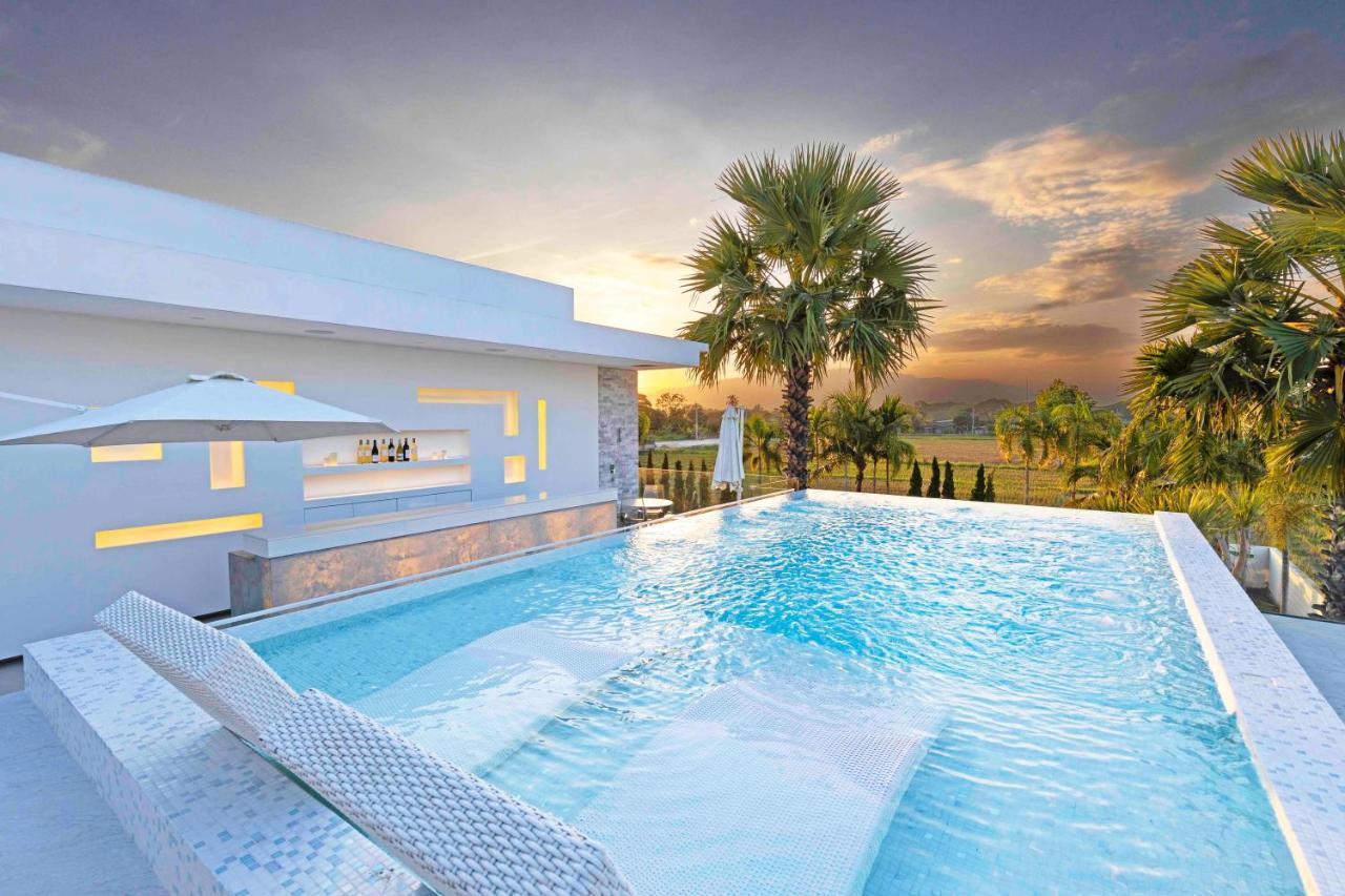 Palm Villa - Award Winning Modern Luxury & Exclusive Villa Resort Chiang Mai Exteriör bild
