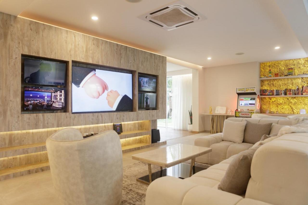 Palm Villa - Award Winning Modern Luxury & Exclusive Villa Resort Chiang Mai Exteriör bild